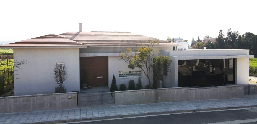 Agios Ioannis, Malounta, Nicosia